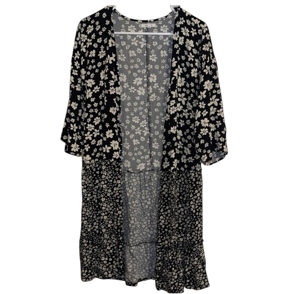 🌹Maurices Floral Kimono Cardigan - Picture 1 of 6